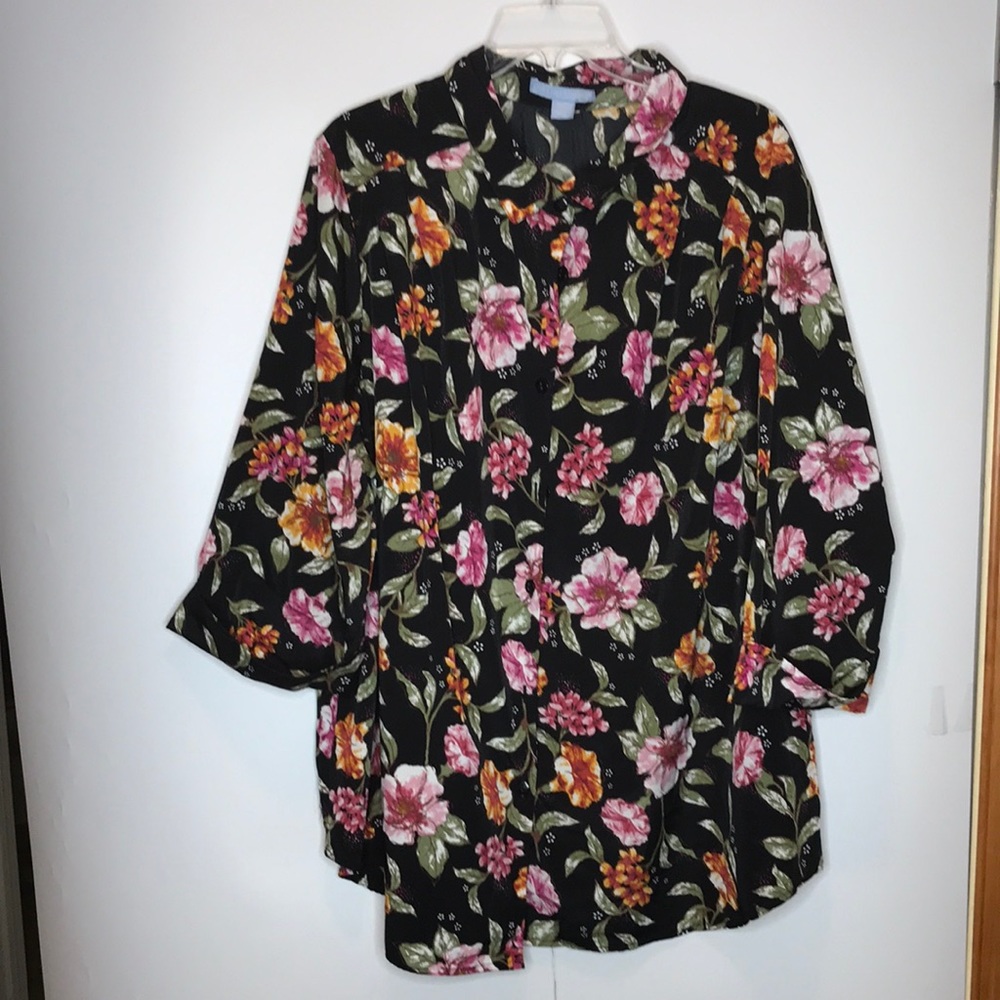 Only Necessities Black Floral Top 2X PLUS SIZE